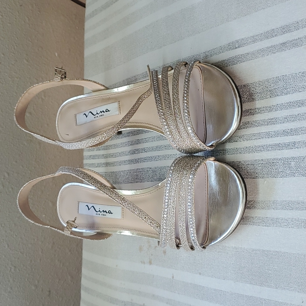 Nina of New York gold glitter heels